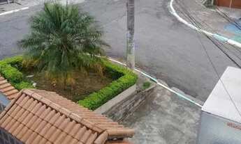 Imagem 6: Casa Assobrada com piscina