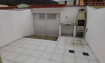 Imagem 3: Casa Duplex com 2 Suites com piso até o teto e com Blindex, os quartos possuem