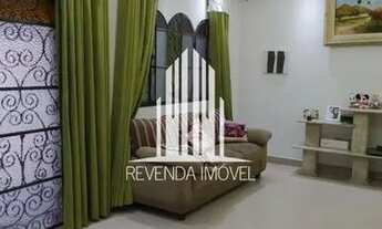 Imagem 4: Sobrado com 3 dormitórios sendo 1 suíte, com 138 m2 e 2 vagas- Campestre - Santo André