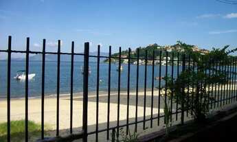 Imagem 2: Mangaratiba , casa pé na areia