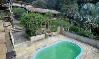 Imagem 2: Casa à venda no bairro Araras - Petrópolis/RJ