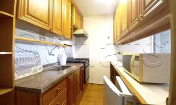 Imagem 2: Venha se hospedar a duas quadras da Paulista, na parte mais arborizada dos Jardins. Sem fi