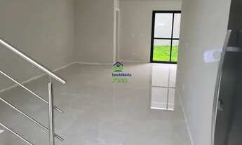 Imagem 3: Excelente Sobrado com excelente padrão de acabamento de frente para rua no bairro Cajuru