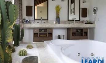 Imagem 2: CASA ASSOBRADADA - CENTRO - SP