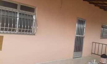 Imagem: ALUGO ÓTIMO SOBRADO EM MANILHA