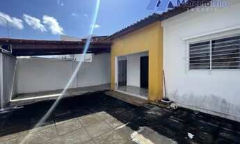 Imagem 2: Casa em Bairro Novo, 03 Quartos, 02 Suítes e Quintal