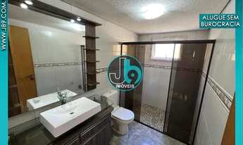 Imagem 4: Excelente sobrado para locação no Xaxim com 3 vagas de garagem e ótimo espaço de ático