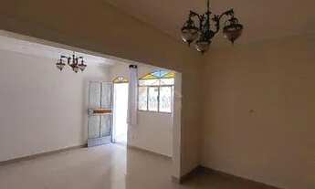 Imagem 4: Casa com 4 Quartos sendo 1 suíte , aprox.. 261m localizada no Bairro Eldorado