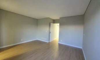 Imagem 7: Linda residência no Ecoville 1