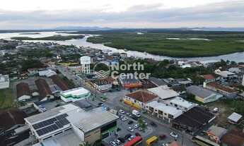 Imagem 4: Sobrado e Galpão, Centro, Balneário Barra do Sul, SC