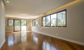 Imagem: SãO PAULO - Apartamento Padrão - Itaim