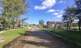 Imagem 2: Casa 3 dormitórios para Venda em Cidreira, NAZARÉ, 3 dormitórios, 1 suíte, 1 banheiro, 1 v