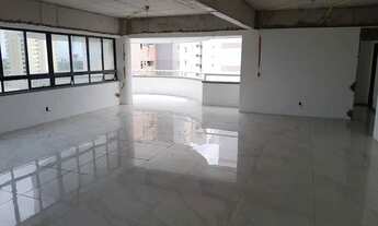 Imagem: 1 por andar / 270m2/ 3vgs liga 9 8 7 4 8