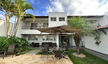 Imagem 2: Espetacular Casa no bairro Mediterrâneo - Imperdível!