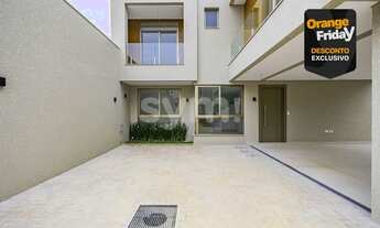 Imagem: Sobrado em Condomínio - 3 Suítes e Terraço