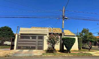 Imagem: CASA COM 02 QUARTOS E 01 SUITE