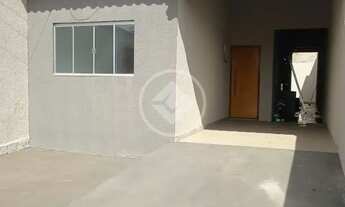 Imagem: Encante-se com esta linda casa localizada