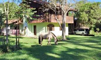 Imagem: Chácara com tanque de peixe