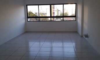 Imagem 7: Edifício Carlos Silva - Apto 3/4 com 3 suítes de 120 m², dependência, 2 vagas por 450 000