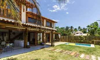 Imagem 2: Casa Alto Padrão para Venda em Porto Seguro, Outeiro das Brisas, 3 dormitórios, 3 suítes