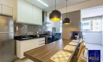 Imagem 4: Apartamento de 02 quartos, todo reformado, claro e bem arejado, com 1 vaga coberta e livre