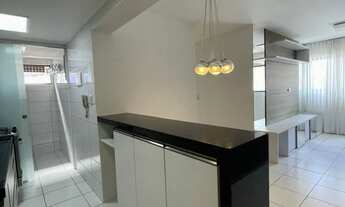 Imagem 3: 2/4 na Ponta verde com móveis planejados