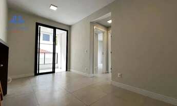 Imagem 2: Apartamento com 2 dormitórios para alugar, 75 m² por R$ 5.278,00/mês - Centro - Florianópo