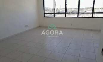 Imagem 4: Sala comercial em avenida principal