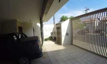 Imagem 6: Casa na região Leste de São José do Rio Preto, com 03 quartos e 03 banheiros e área ampla