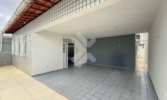 Imagem 2: Casa 3/4 3WC 2 suítes sala escritório cozinha despensa área de serviço garagem 2 carros