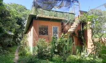 Imagem 4: Casa em Porto Alegre, no bairro Pedra Redonda, com 2 dormitório(s), e 2 banheiro