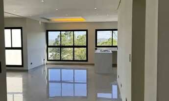 Imagem 2: Sobrado para venda tem 241 metros quadrados com 4 quartos em Parque Nova Jandira - Jandira