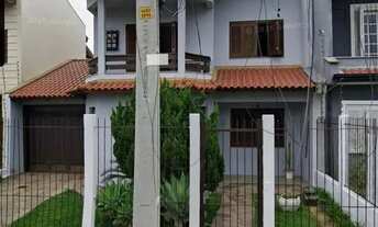 Imagem: Sobrado, 3 quartos, 2 vagas, pátio com