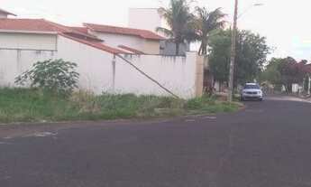 Imagem 2: Espetacular Terreno Bairro Morada da Colina. com área de 874,70m². Abaixamos o Preço