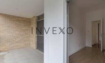 Imagem 3: Apartamento para venda possui 103 metros quadrados com 2 quartos em Humaitá - Rio de Janei