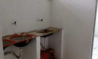 Imagem 5: Aluga-se Apt. 2 andar. . Valor 500. Com água e energia incluso após