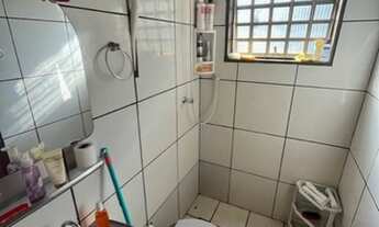 Imagem 4: Casa para venda possui 200 metros quadrados com 3 quartos em Jardim Guanabara - Dourados