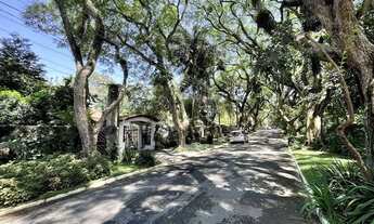 Imagem 2: Casa de condomínio sobrado para venda possui 542 metros quadrados com 4 quartos