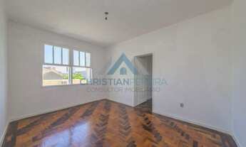 Imagem 2: Apartamento de 3 dorms, 2 banheiros, precisa de pintura!!! Ótima localização. Prédio enxut