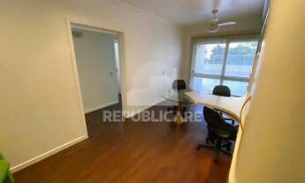 Imagem 3: Apartamento com 03 dormitórios, sendo 1 suíte com banheira, 2 livings.CÓD 13281