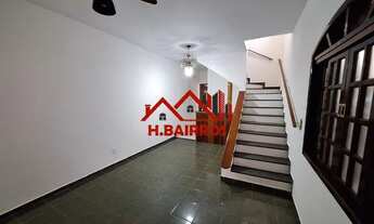 Imagem: Sobrado com 03 Dormitórios para ALUGAR