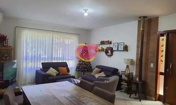 Imagem 3: Casa térrea semi mobilhada com 3 dormitórios sendo 1 suíte, Campeche, Florianópolis - SC