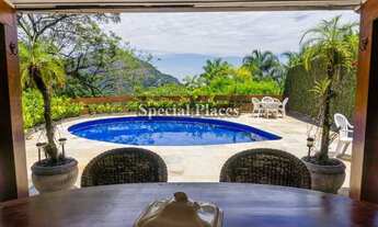 Imagem 2: Um paraiso à 5 minutos da praia!