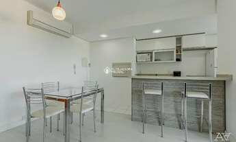 Imagem 4: Apartamento para venda possui 57 metros quadrados com 1 quarto em Três Figueiras - Porto A