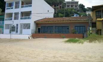 Imagem 4: Mangaratiba , casa pé na areia