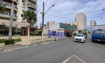 Imagem 7: Vende-se Lindo, amplo e reformado apartamento com 04 quartos sendo 02 suítes no Edf. Saint