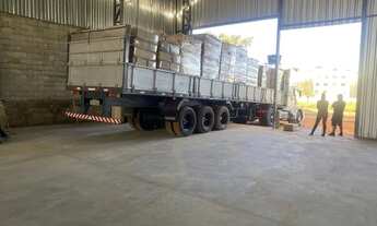 Imagem 7: Galpão Br 153 Galpão / depósito com 4 vagas na garagem