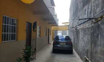 Imagem 2: ALUGO CASAS Casa com 2 dormitórios