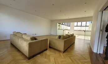 Imagem 6: Cobertura duplex para aluguel e venda possui 600 metros quadrados com 6 quartos