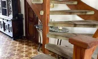 Imagem 7: Sobrado com três dormitórios, sendo um suíte, sala e cozinha grandes